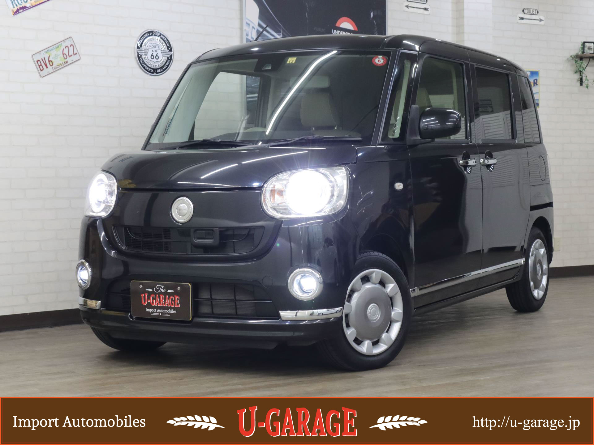 DAIHATSU Move Canvas G-Makeup SA-II, Navi, Dual Power slide doors, Emergency brake, Smart key, 29,200miles, Black, 2016y